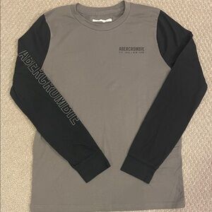 Abercrombie & Fitch Charcoal and Black Long Sleeve Tee